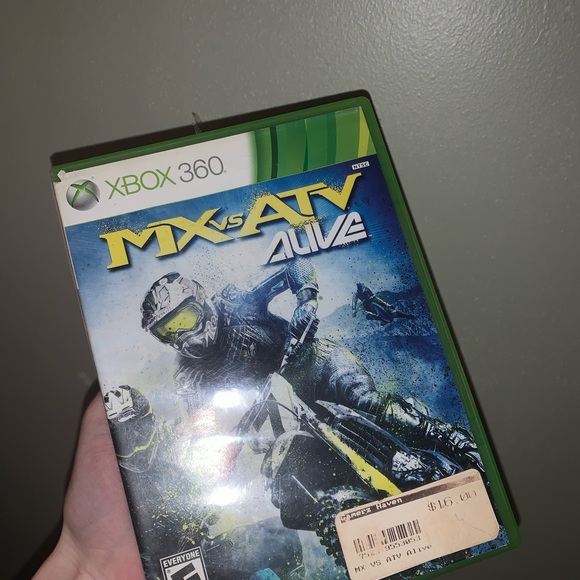 MX Vs ATV Alive Xbox360 Game! - Picture 1 of 3